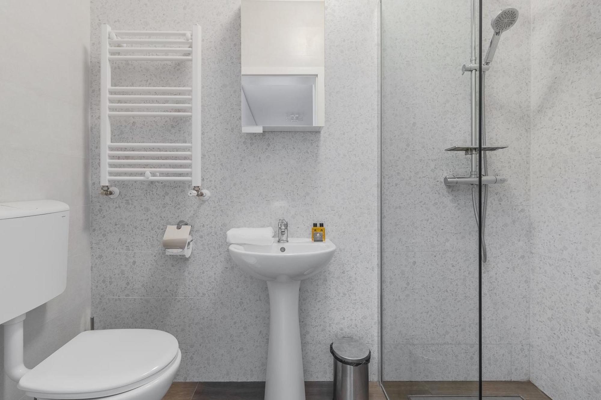 Apartamento Pure Flat Oradea Exterior foto