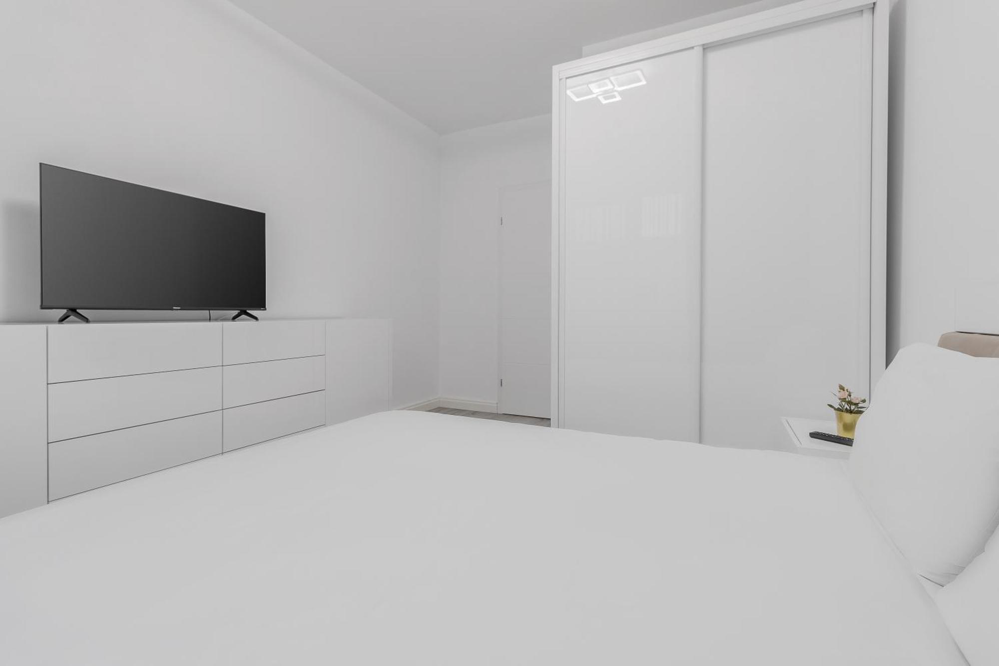 Apartamento Pure Flat Oradea Exterior foto